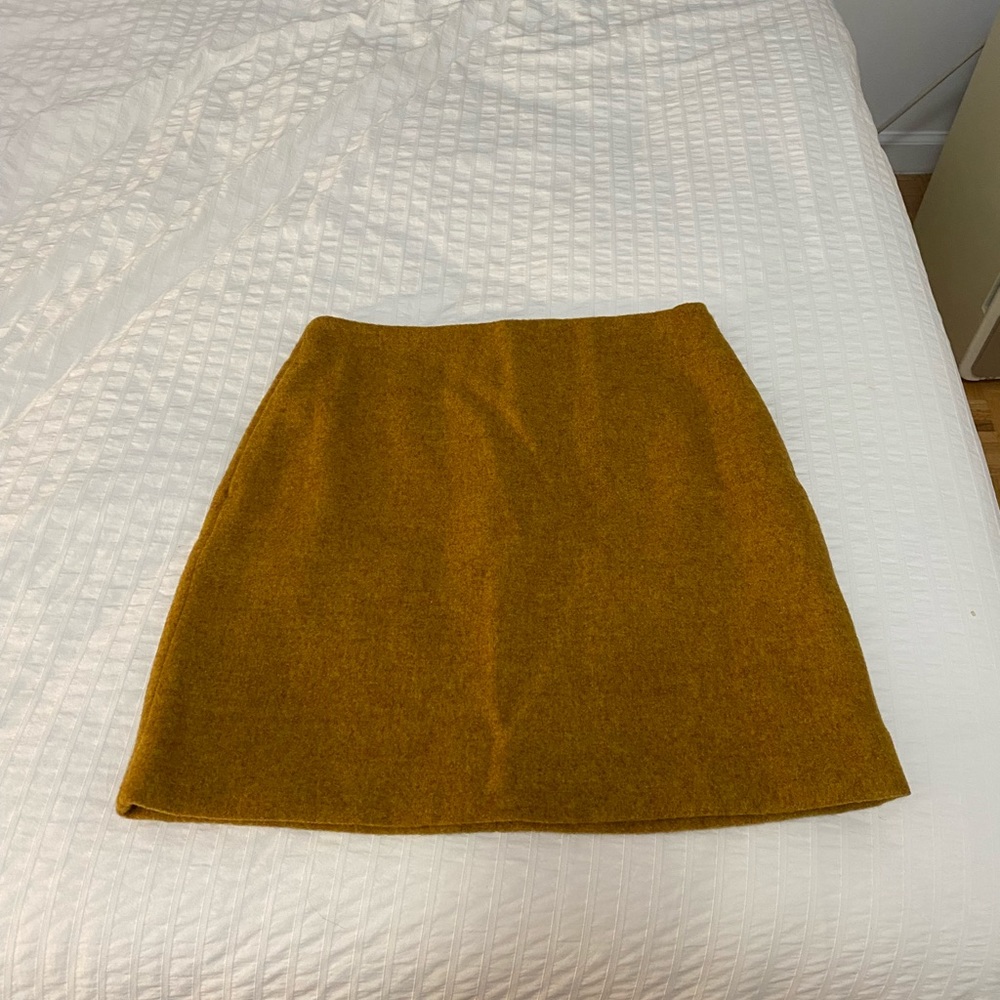 Uniqlo wool skirt